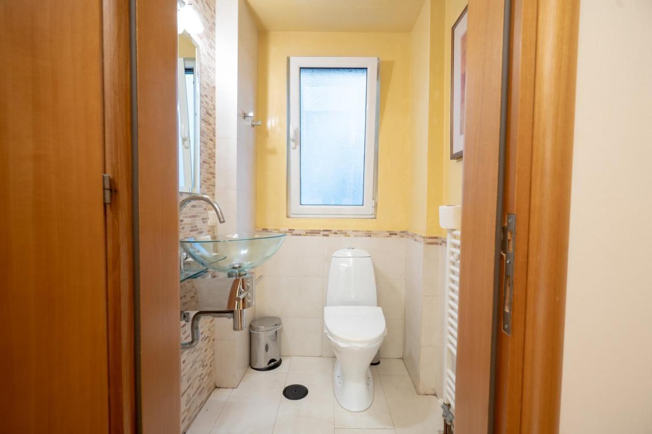 אתונה Acropolis Metro St.3 Bedrοοms 6 Persons Maisonette מראה חיצוני תמונה