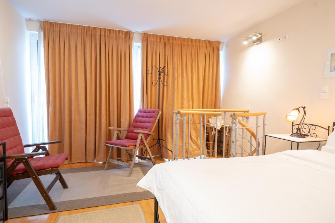 אתונה Acropolis Metro St.3 Bedrοοms 6 Persons Maisonette מראה חיצוני תמונה